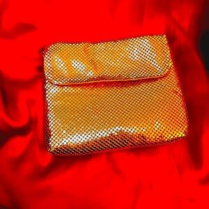 😎 2025 Gold Trend Vintage Valerie Stevens Gold metal Mesh Evening purse